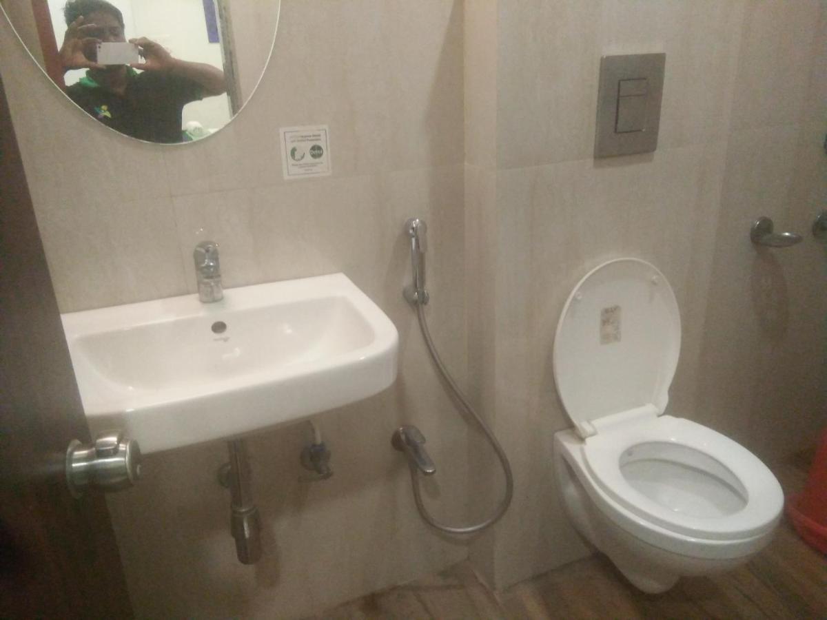 Restr Inn Наґпур Екстер'єр фото